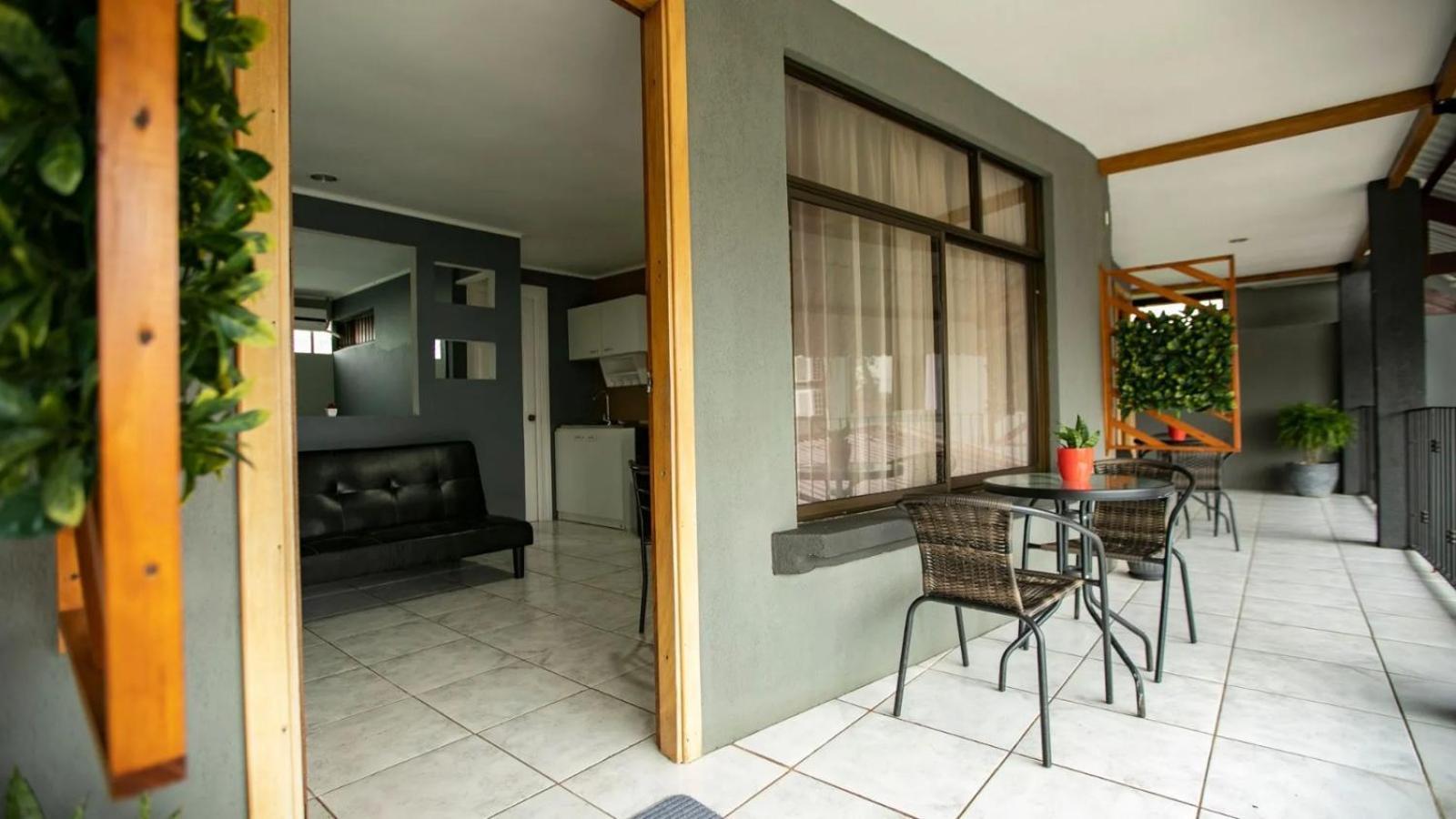 Coati Arenal Lodge La Fortuna Екстериор снимка